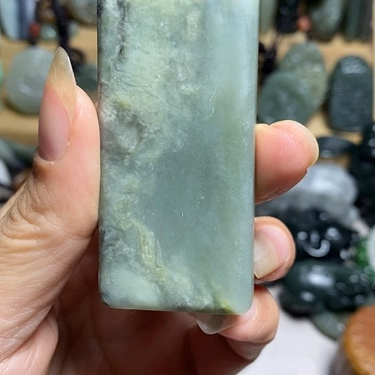 未镶嵌和田玉（糖玉）珠宝半成品