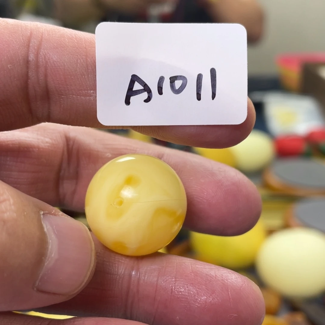 手链琥珀未镶嵌多样性发，发其中一件