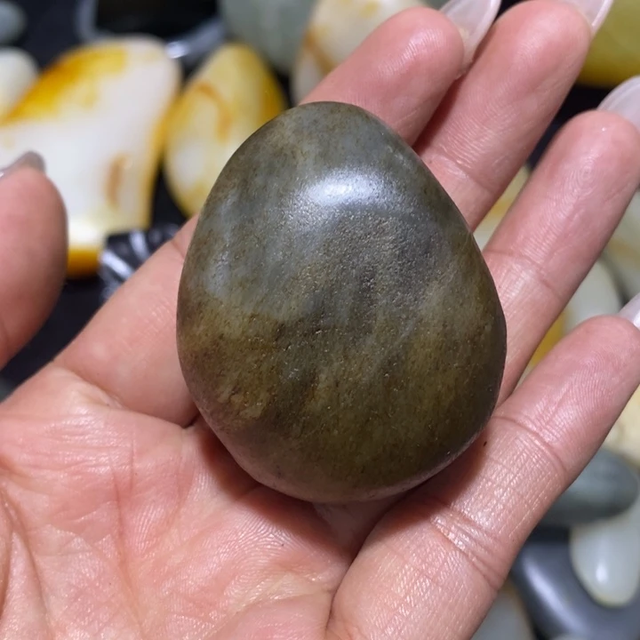 未镶嵌和田玉（糖玉）挂件52