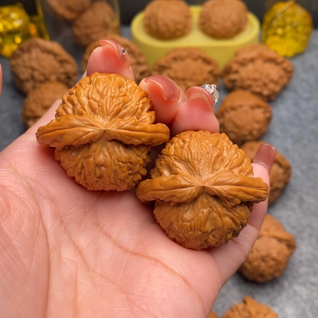 文玩核桃把件精品白狮子40全品