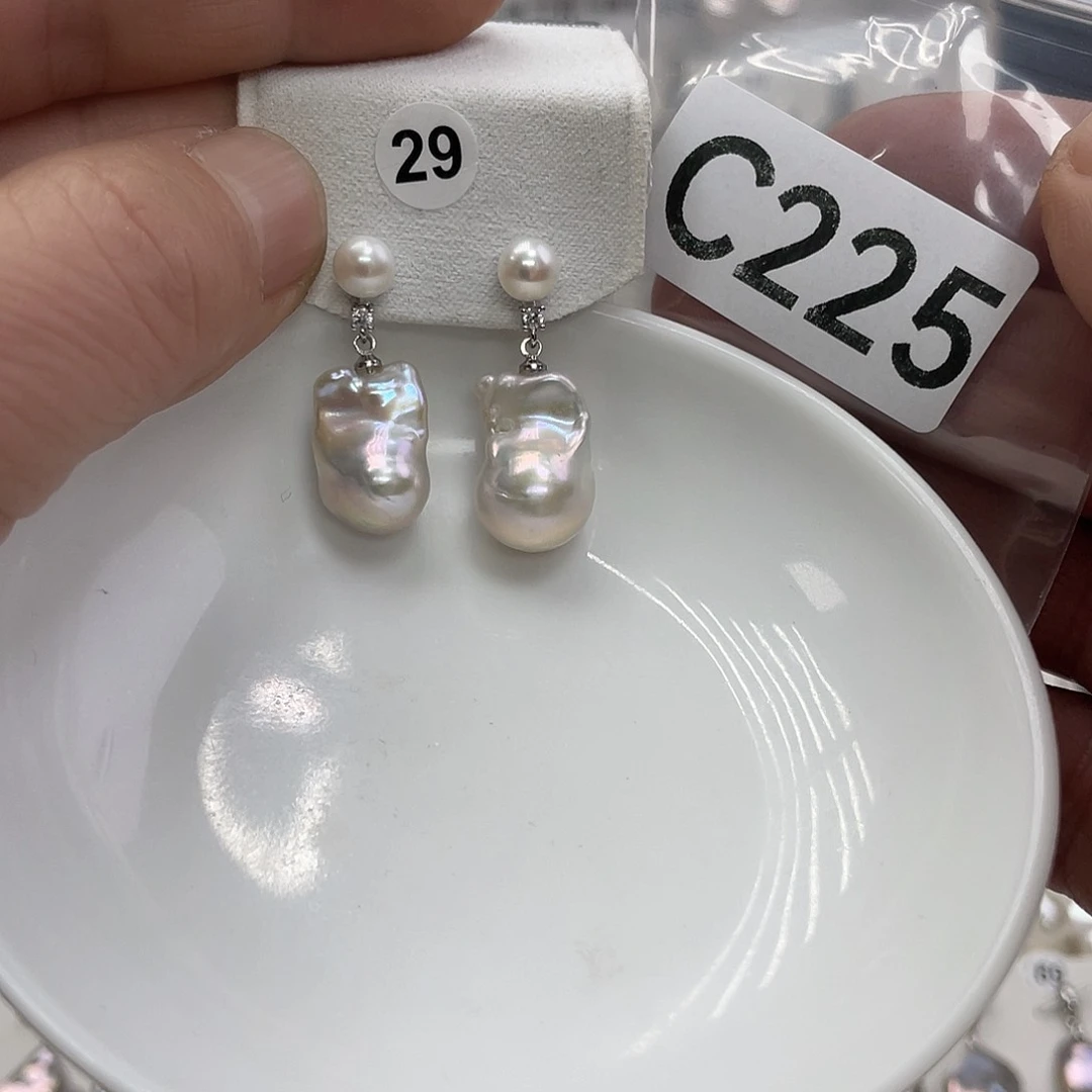 淡水珍珠颈饰银S925镶嵌纤*