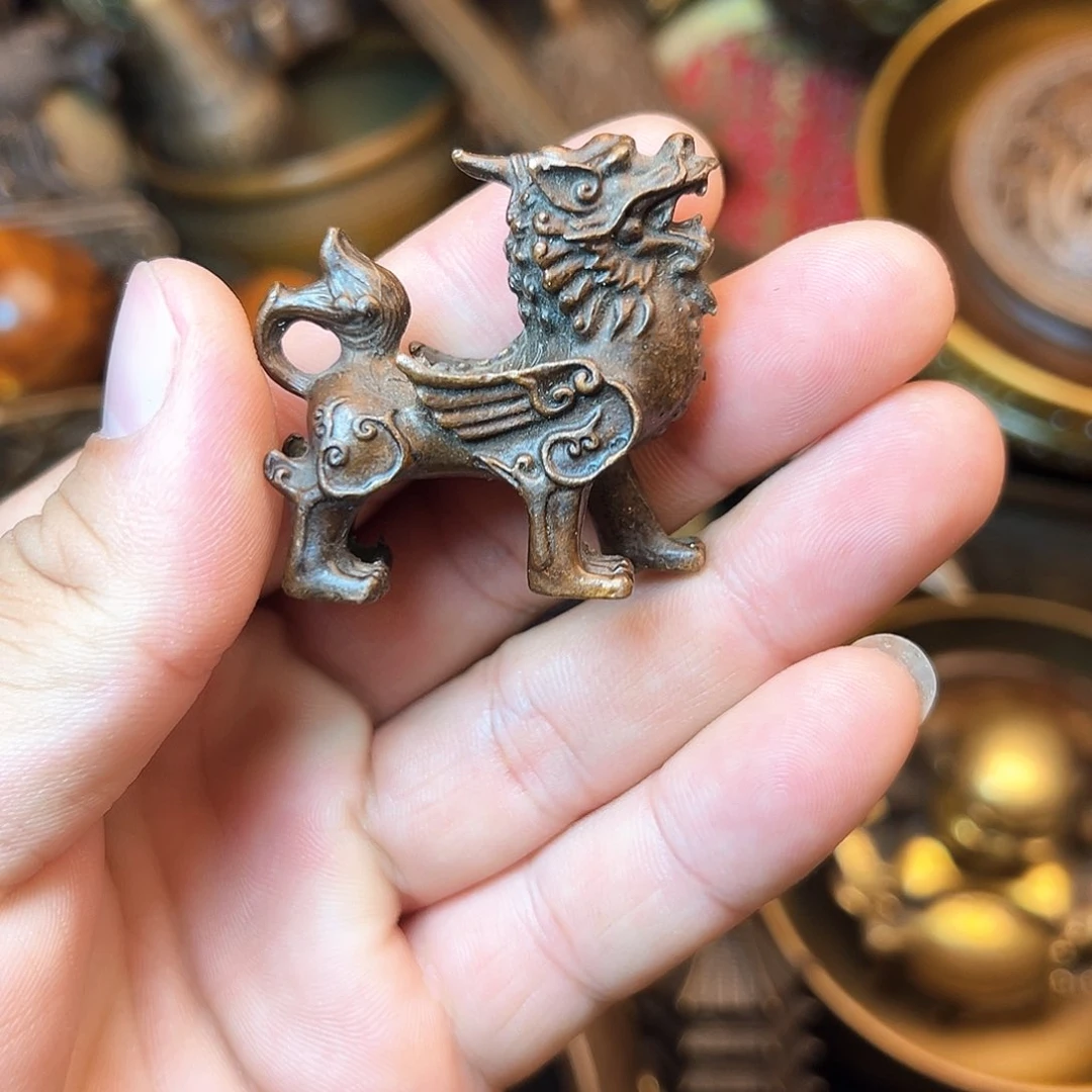 精美铜器工艺品等