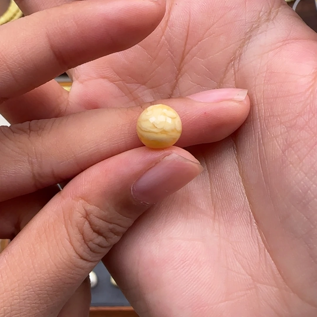 琥珀未镶嵌珠宝奇石8.5mm