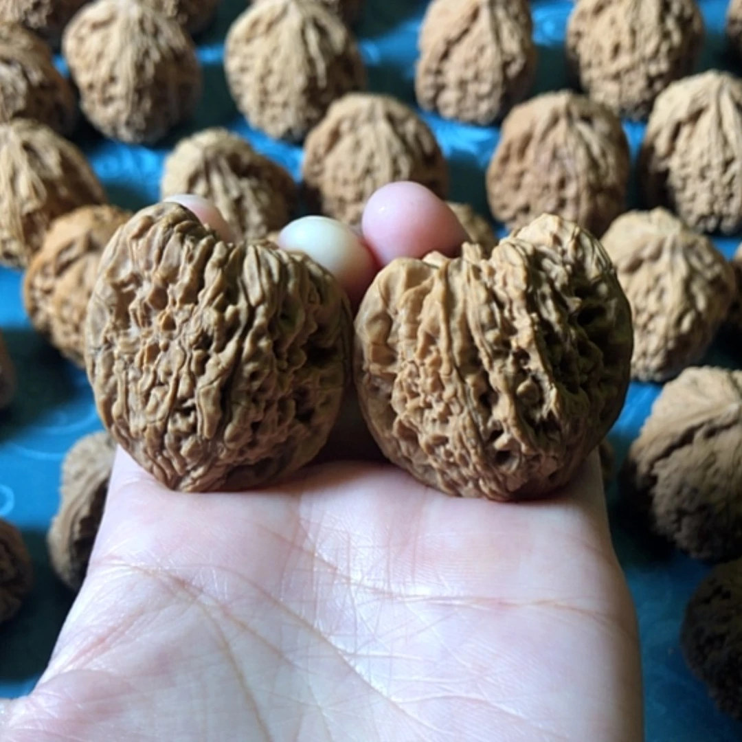 【闪购商品】文玩核桃把件一大将