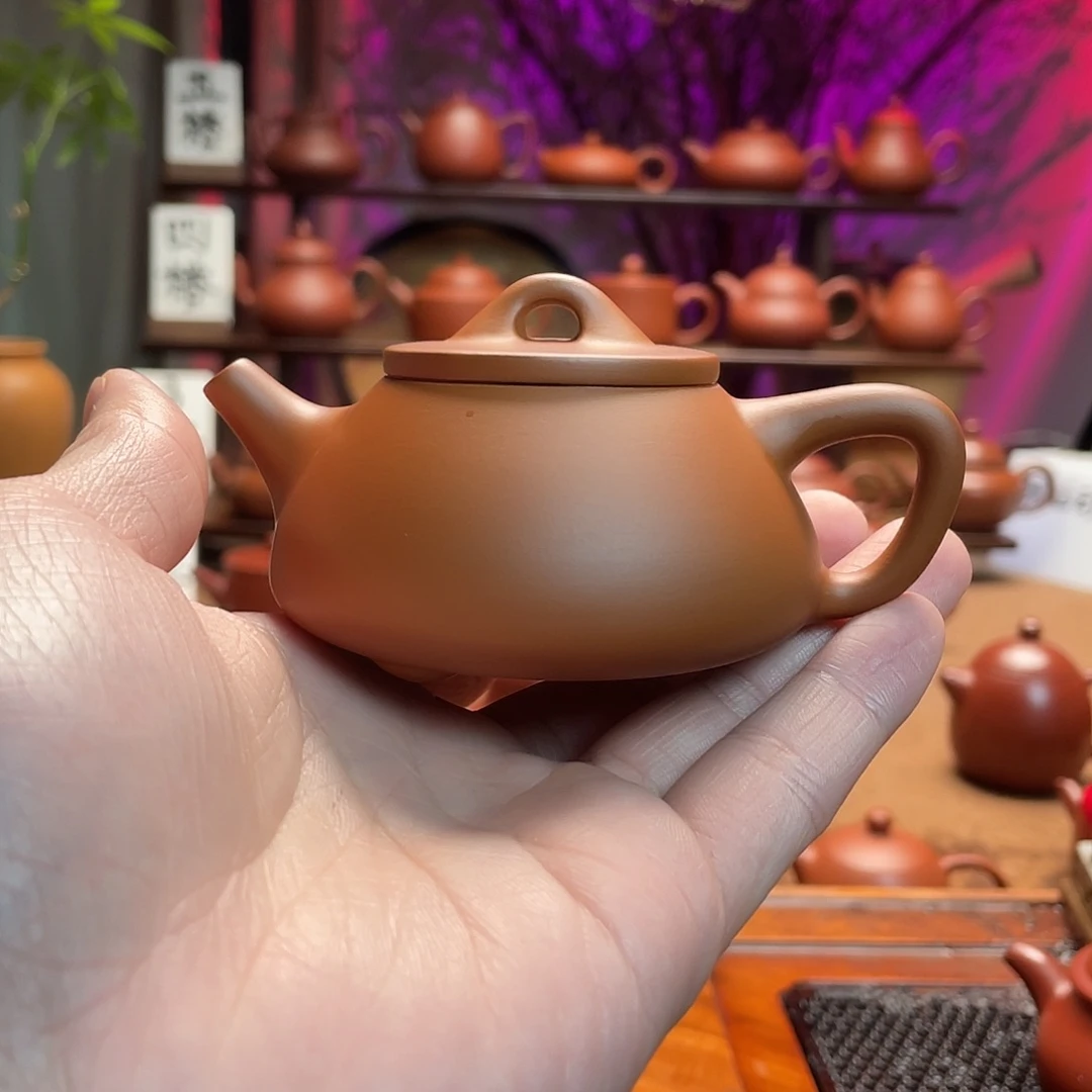 紫砂茶壶A***8鸡蛋黄石瓢100c