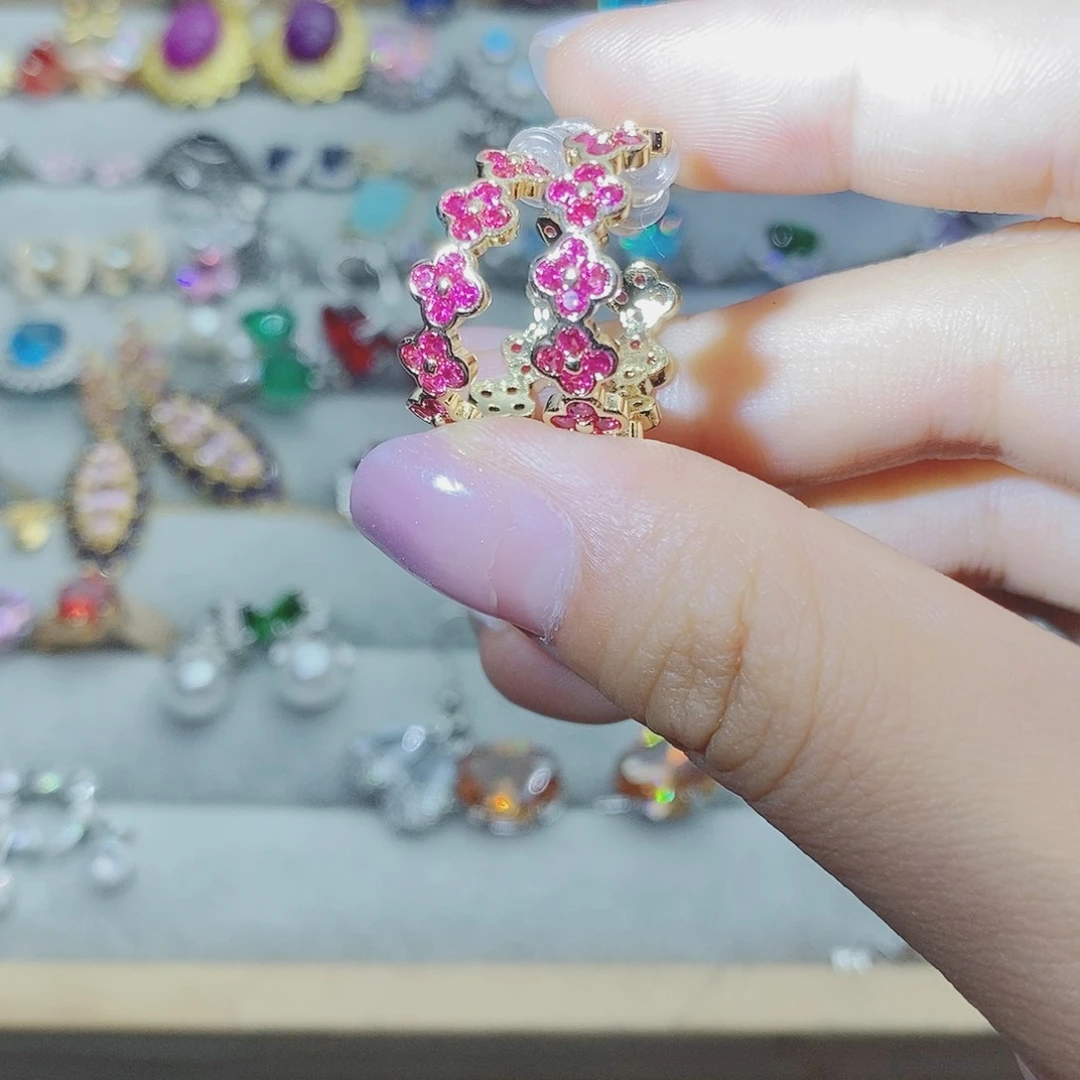 【闪购商品】银S925镶嵌耳饰托帕石