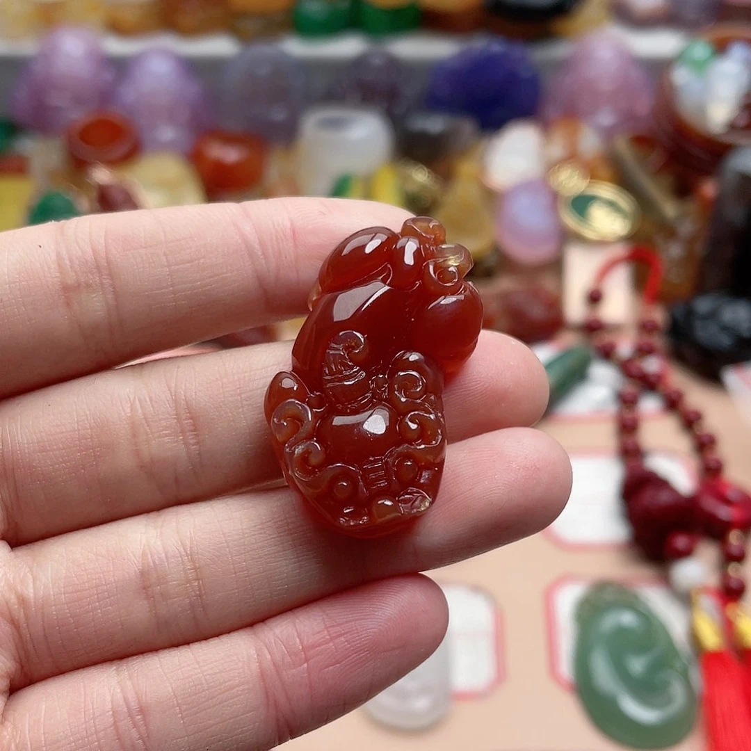 玛瑙/玉髓颈饰合金小**儿