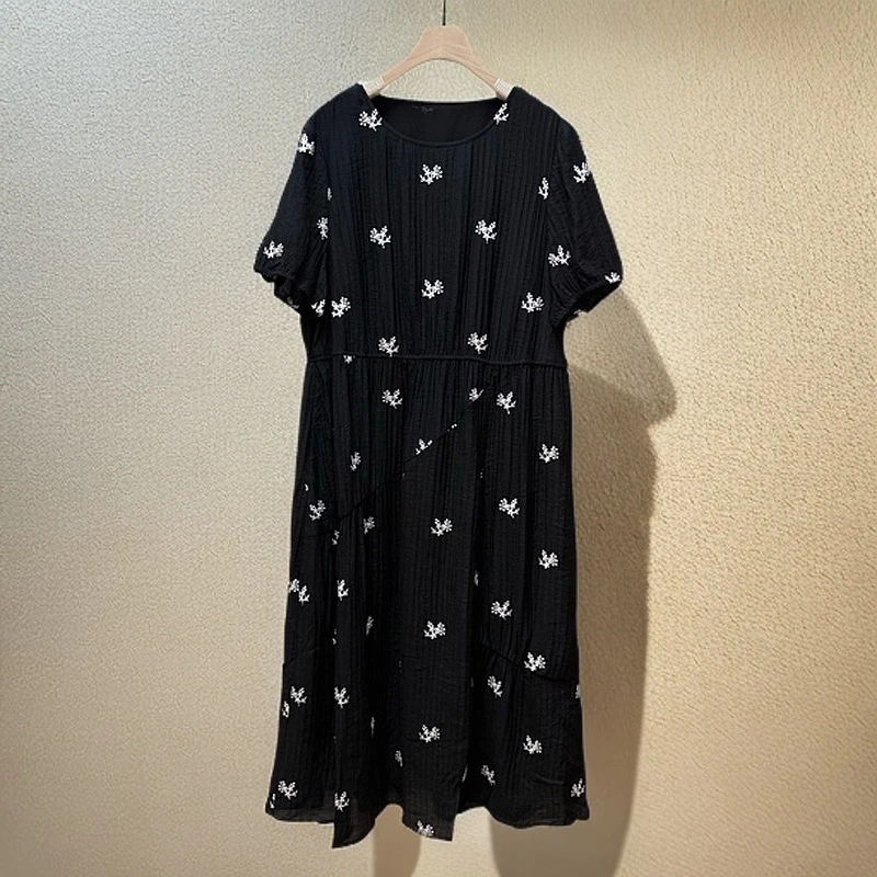 步衣岛2025夏季新款7097-时尚洋气 刺绣连衣裙