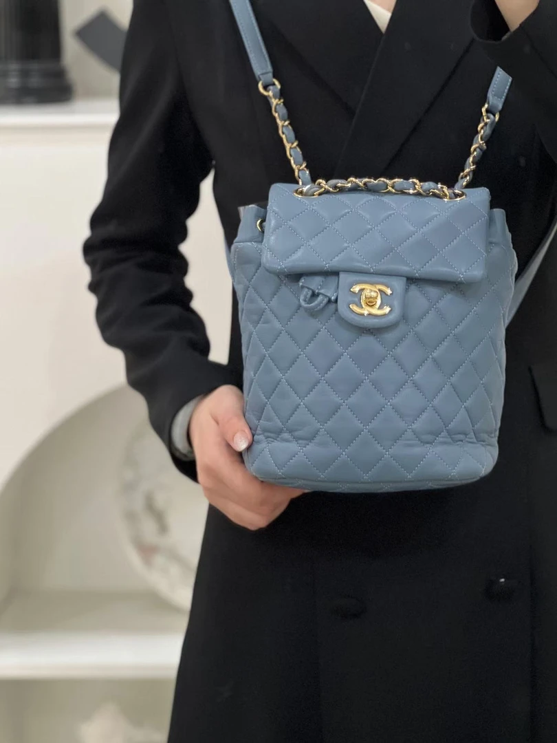 99新 Chanel/香奈儿 香奈儿萨尔茨堡双肩包蓝色/优品