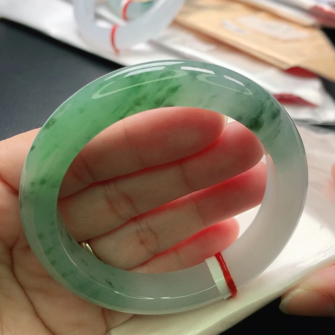 翡翠未镶嵌手镯缅甸56.57