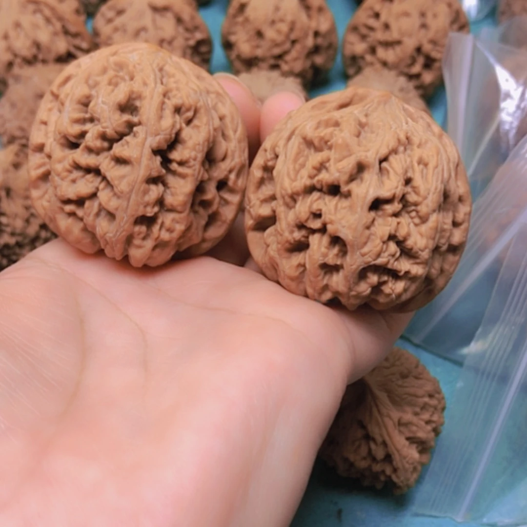 【闪购商品】摆件核桃44.5粗筋修尖