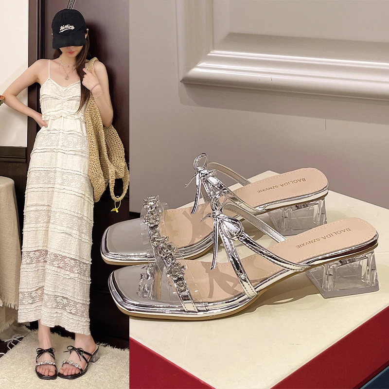 蝴蝶结水钻仙女风中跟女时装凉鞋平底时尚粗跟露趾网红凉拖鞋女