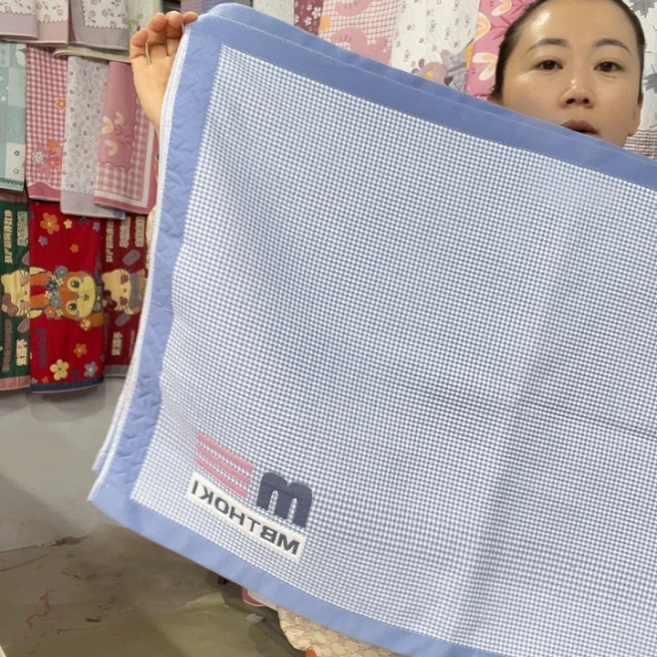 棉特价蓝色小字母