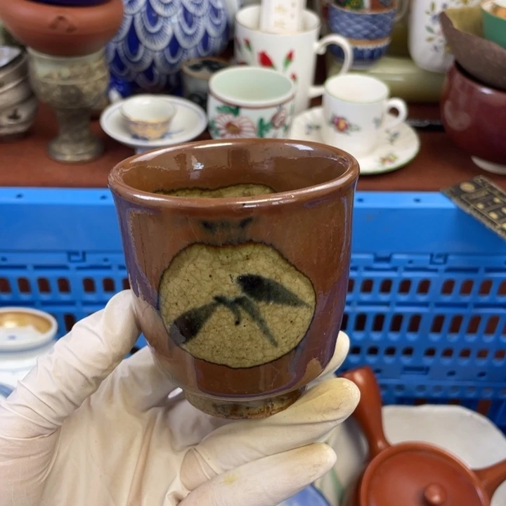 他家瓷器真美…开播了