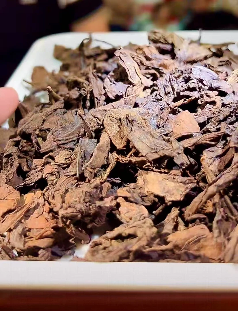 【6月25日】1985年广西梧州参香老六堡茶干仓存储