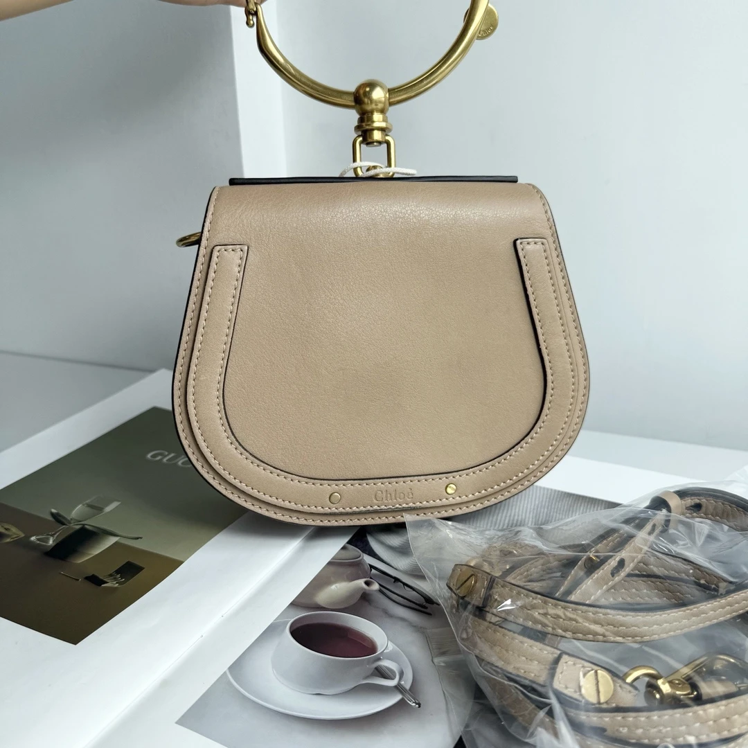 95新 Chloe/蔻依 Chloe克洛伊 Nile皮革金扣手镯包马鞍包肩背包