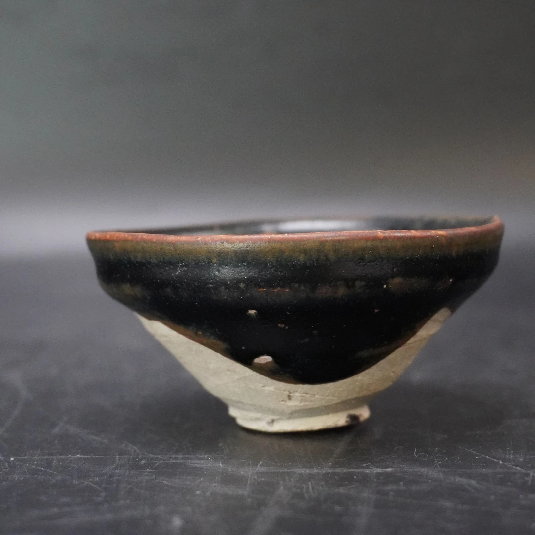 Lot25120325明早期福清窑黑釉茶盏 高：约4.3cm直径：约9.4cm