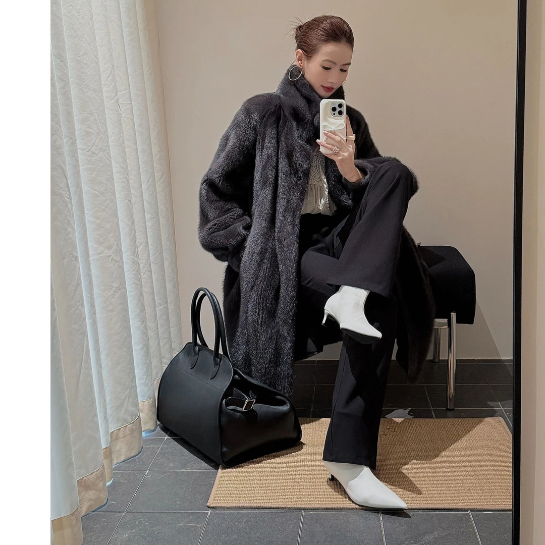 【半岛铁盒】22058丹麦水貂整貂哥本哈根紫金短二皮草外套