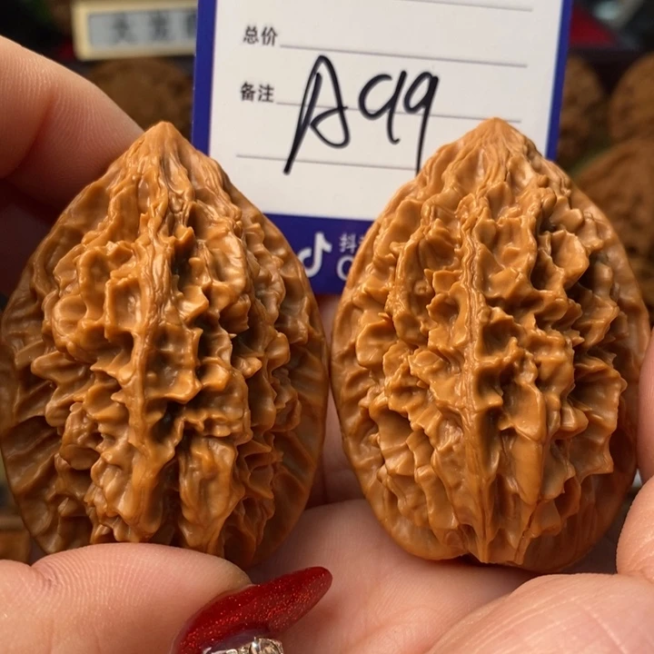 幸***鸟桃核把件全品野生招财鼠