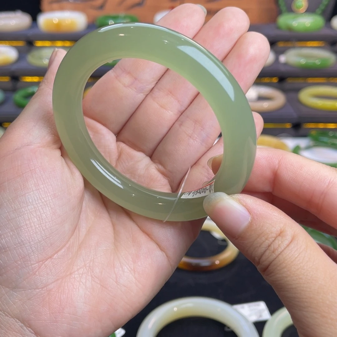 未镶嵌手镯和田玉高冰晴水手镯55