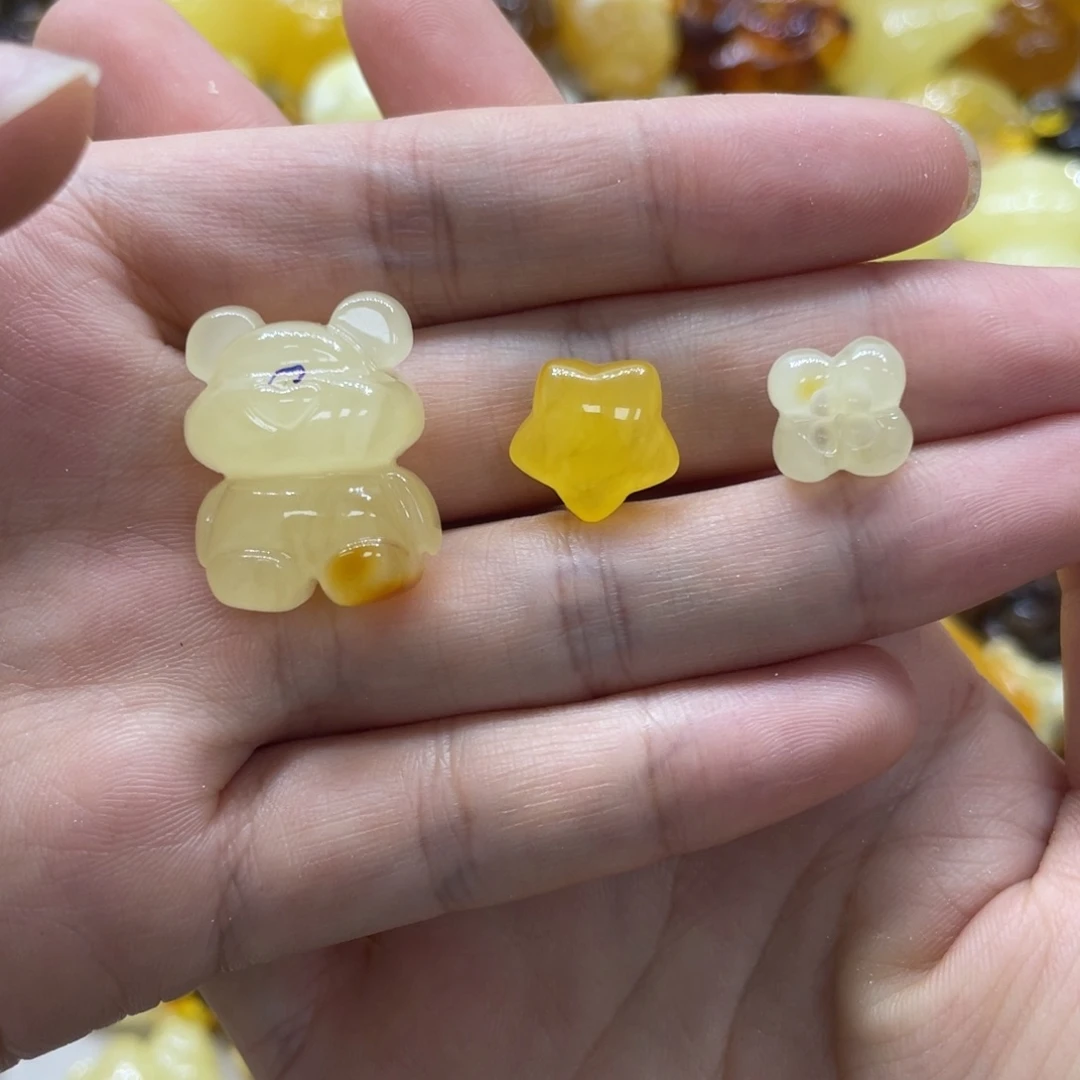 未镶嵌琥珀裸石J***?天然琥珀
