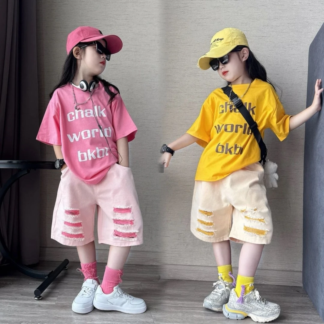 女童夏季时髦洋气多巴胺破洞牛仔裤中裤中大童百搭短袖T恤两件套
