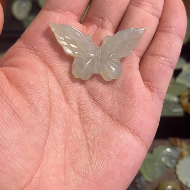 合金蛇纹石玉颈饰