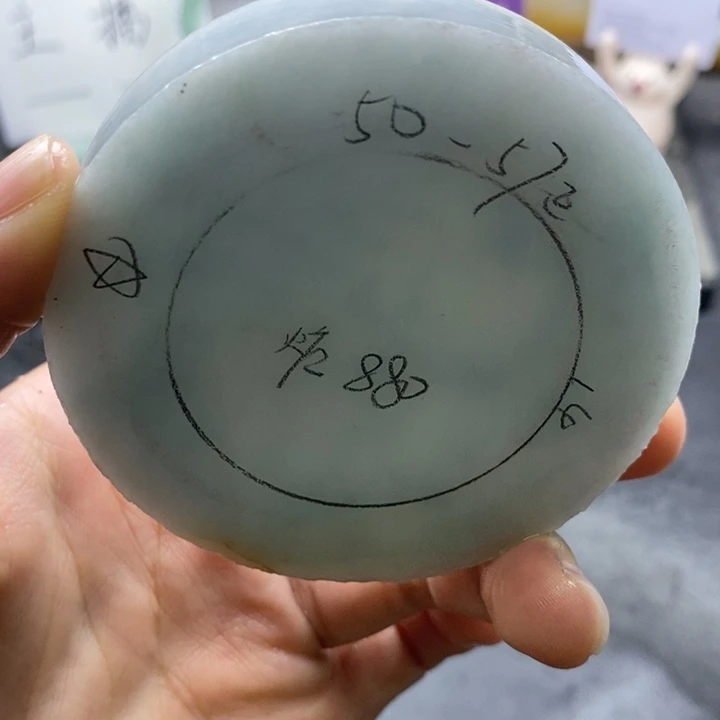 未镶嵌翡翠手镯定制翡翠