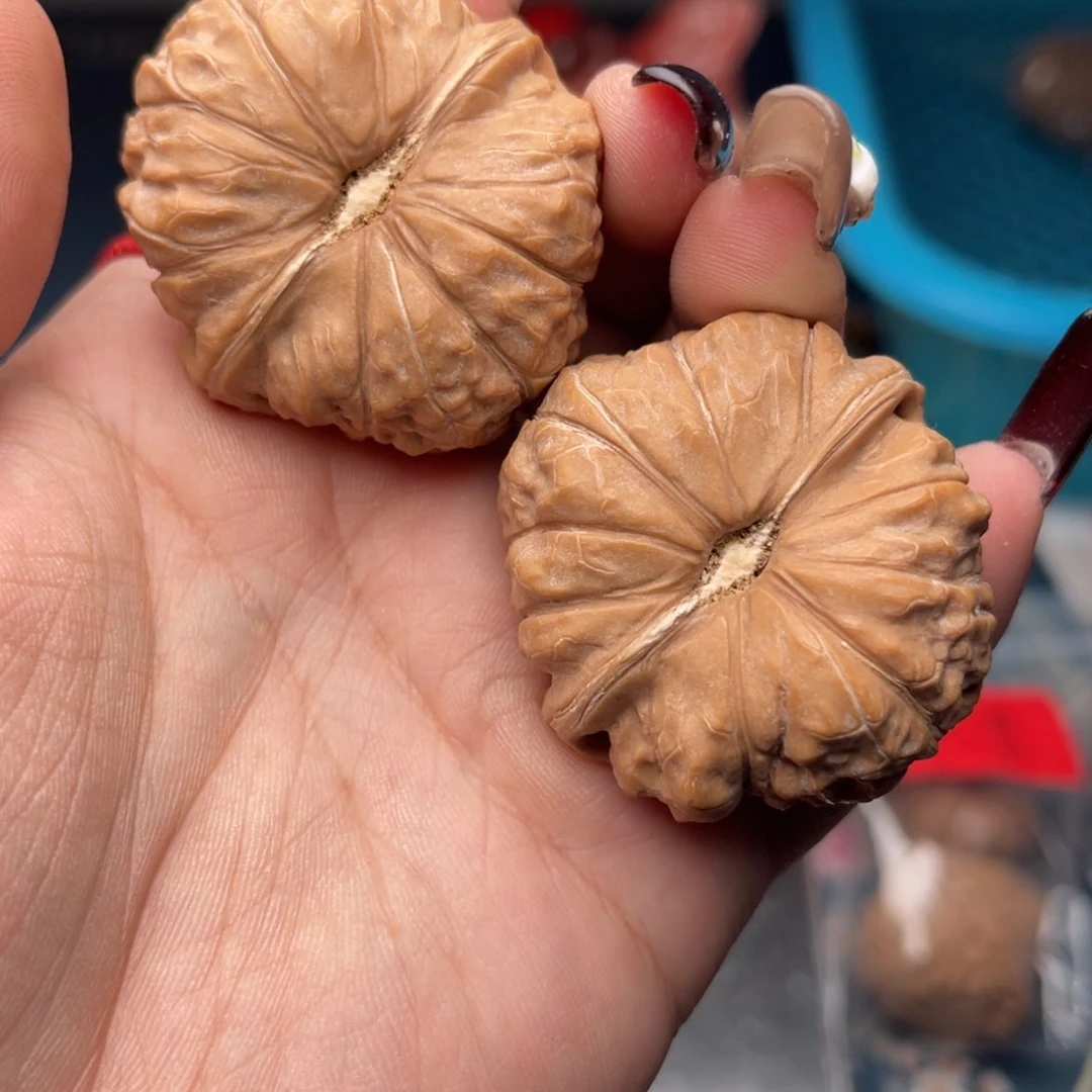 文玩核桃把件C****。南瓜墩41