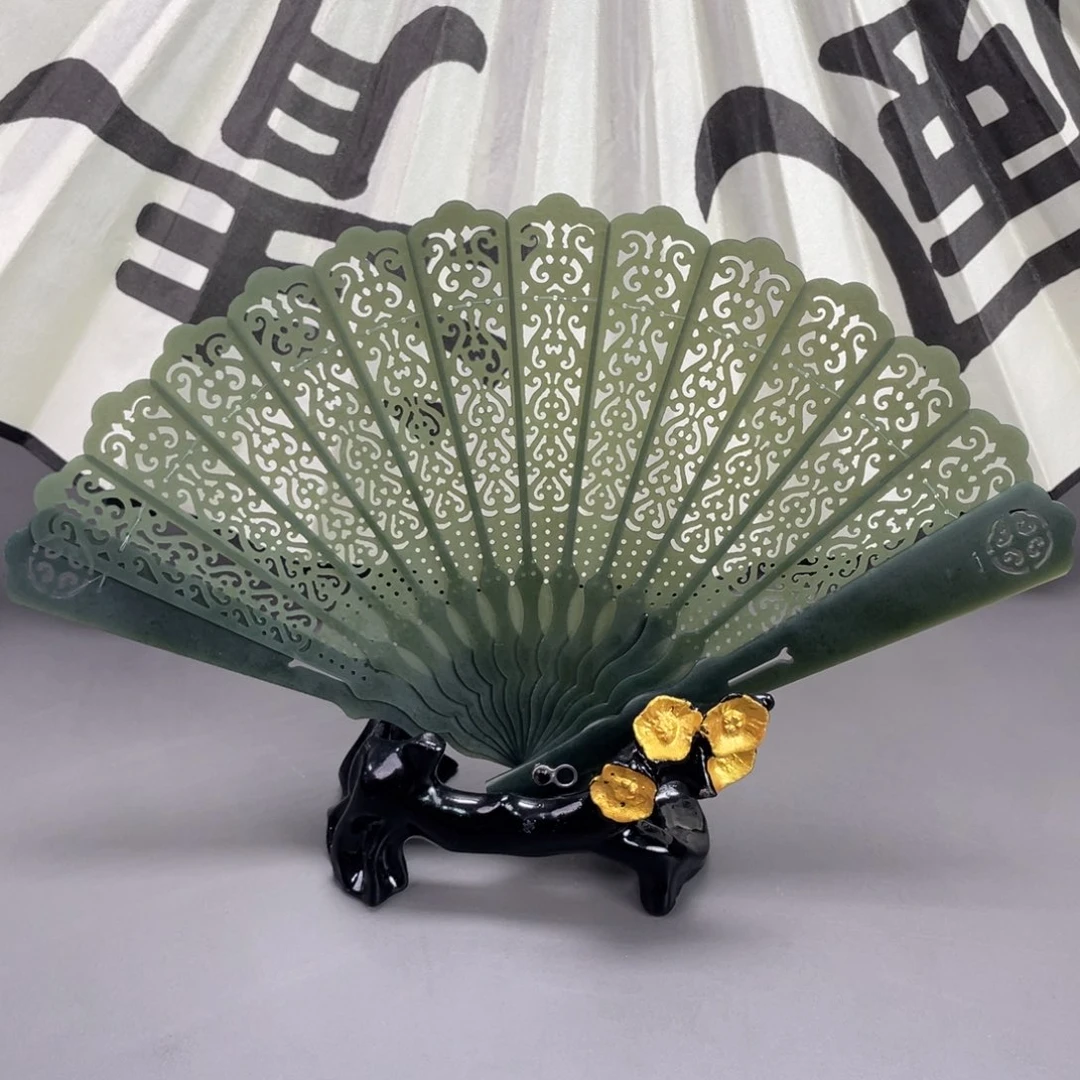 未镶嵌和田玉摆件