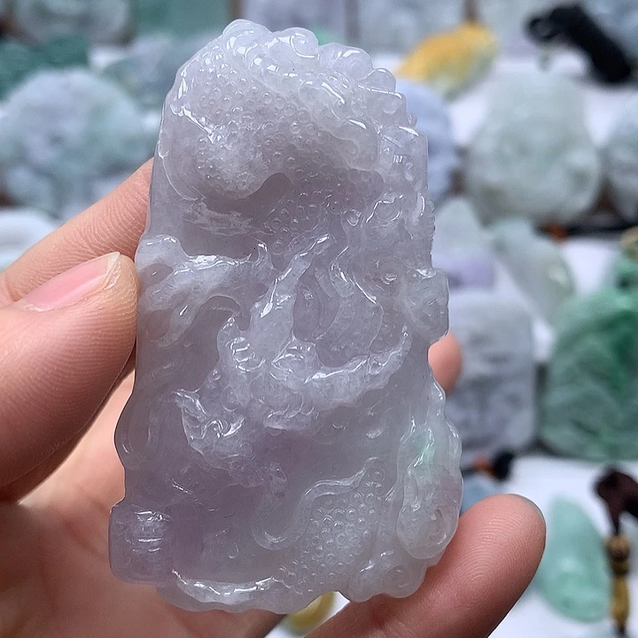 翡翠未镶嵌颈饰随形龙行天下福利
