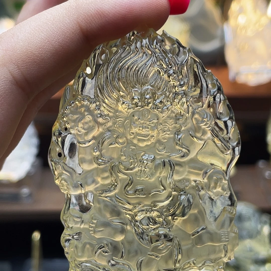黑***白未镶嵌吊坠(赠链)水晶