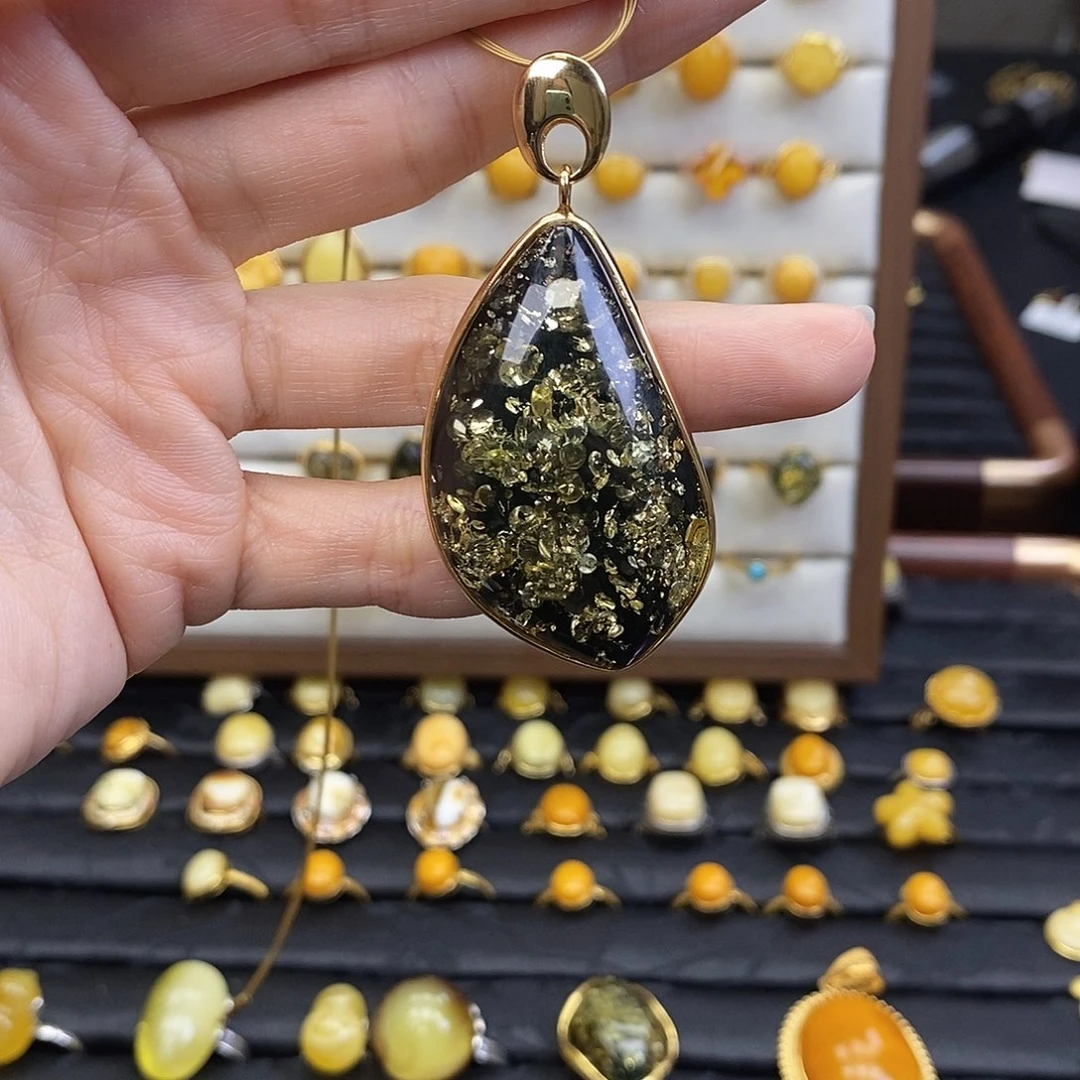 开***心琥珀未镶嵌裸石成品