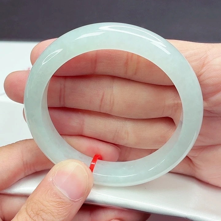 翡翠未镶嵌手镯56圈口