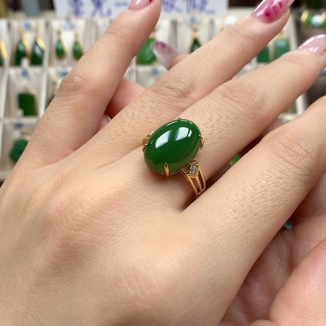 和田玉（糖玉）18K金镶嵌戒指10×14