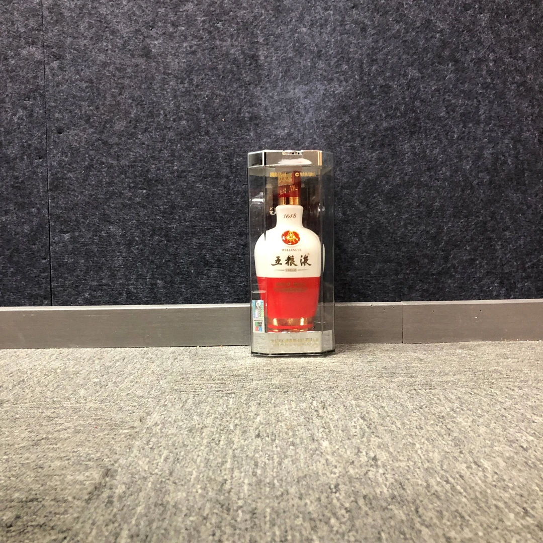 2015年五粮液1618白酒52度500ml1-M25BF002E88-03