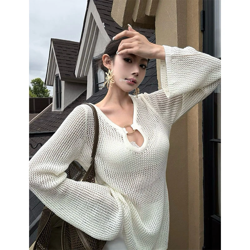 轻熟风V领镂空针织衫宽松喇叭袖长袖上衣罩衫收腰百搭休闲半身裙