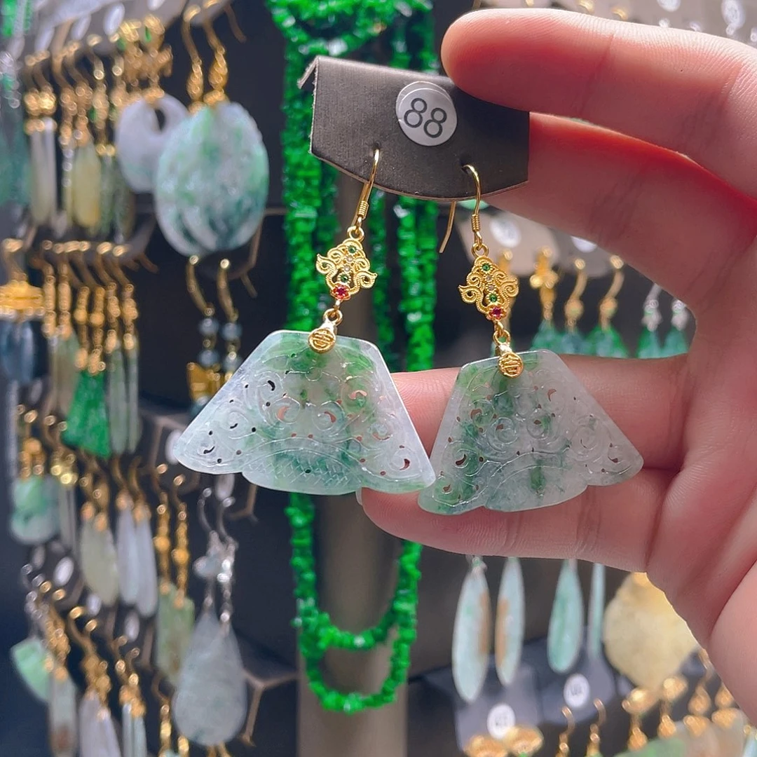 翡翠未镶嵌耳饰翡翠