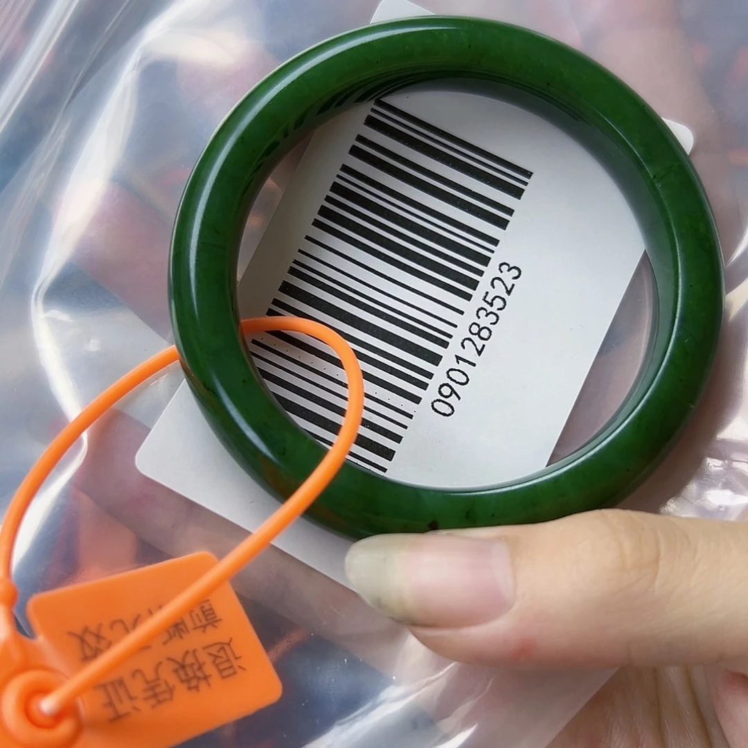 和田玉手镯未镶嵌56