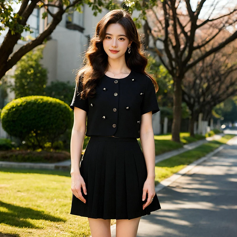 【奢姿】大码女装2025夏季减龄立体花朵时尚两件套胖妹妹百褶套装