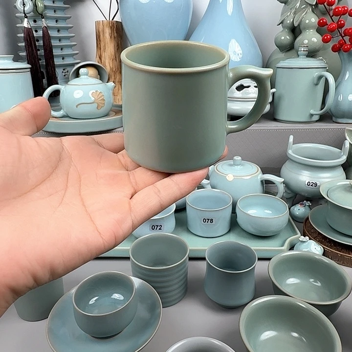 仿古釉的小咖啡杯