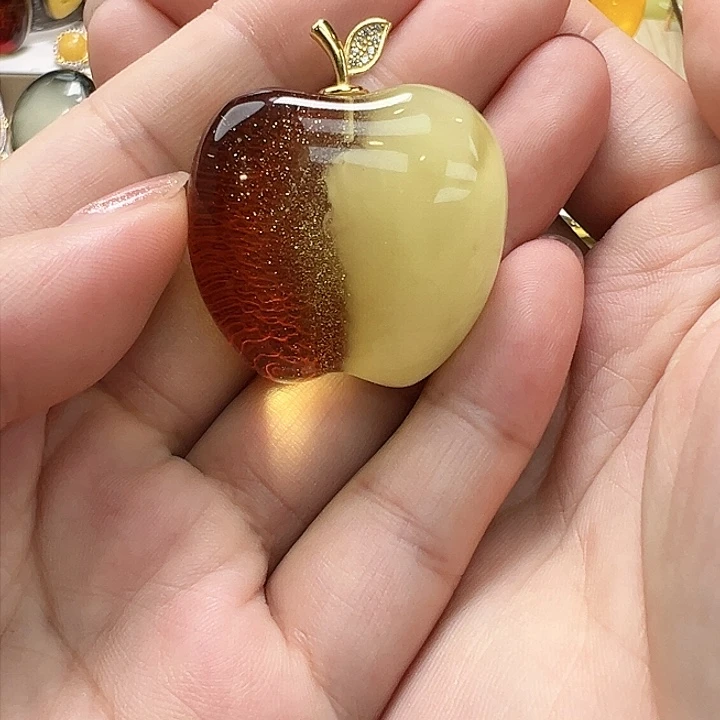 琥珀未镶嵌珠宝奇石