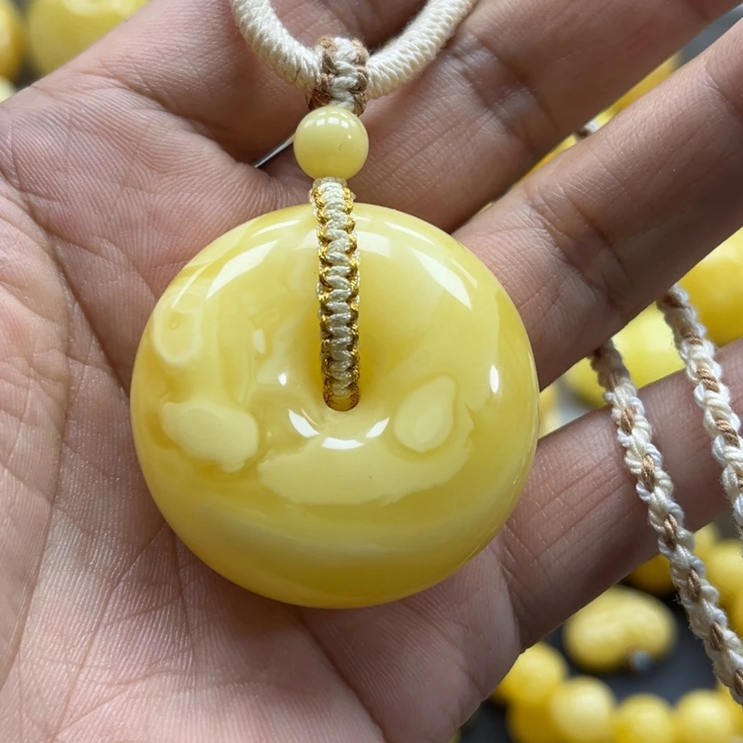 蜜蜡未镶嵌珠宝奇石