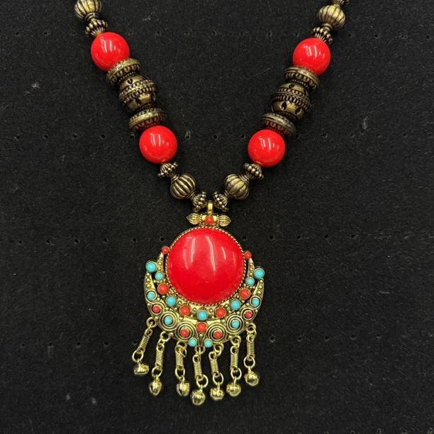 苗绣民族风服装配饰