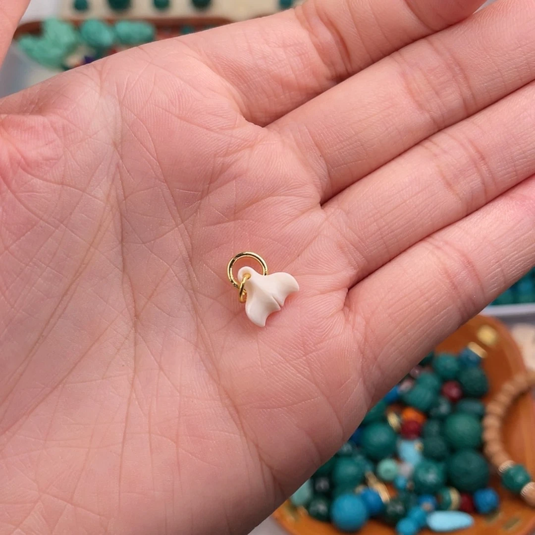 【闪购商品】琉璃非金属白色鱼尾侧挂