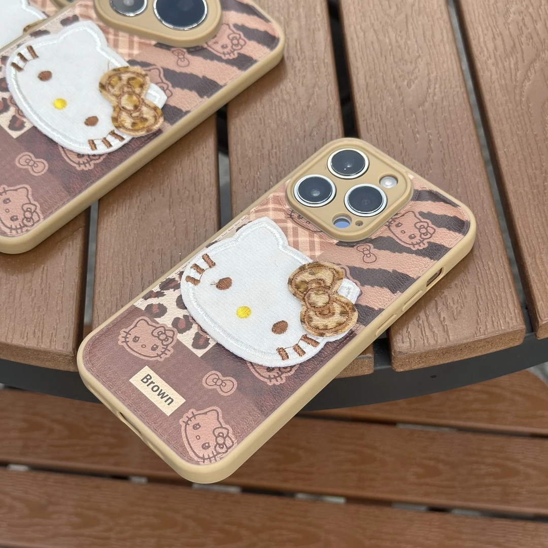 欧克里里刺绣kitty豹纹拼接适用苹果17/16手机壳小米vivo华为oppo