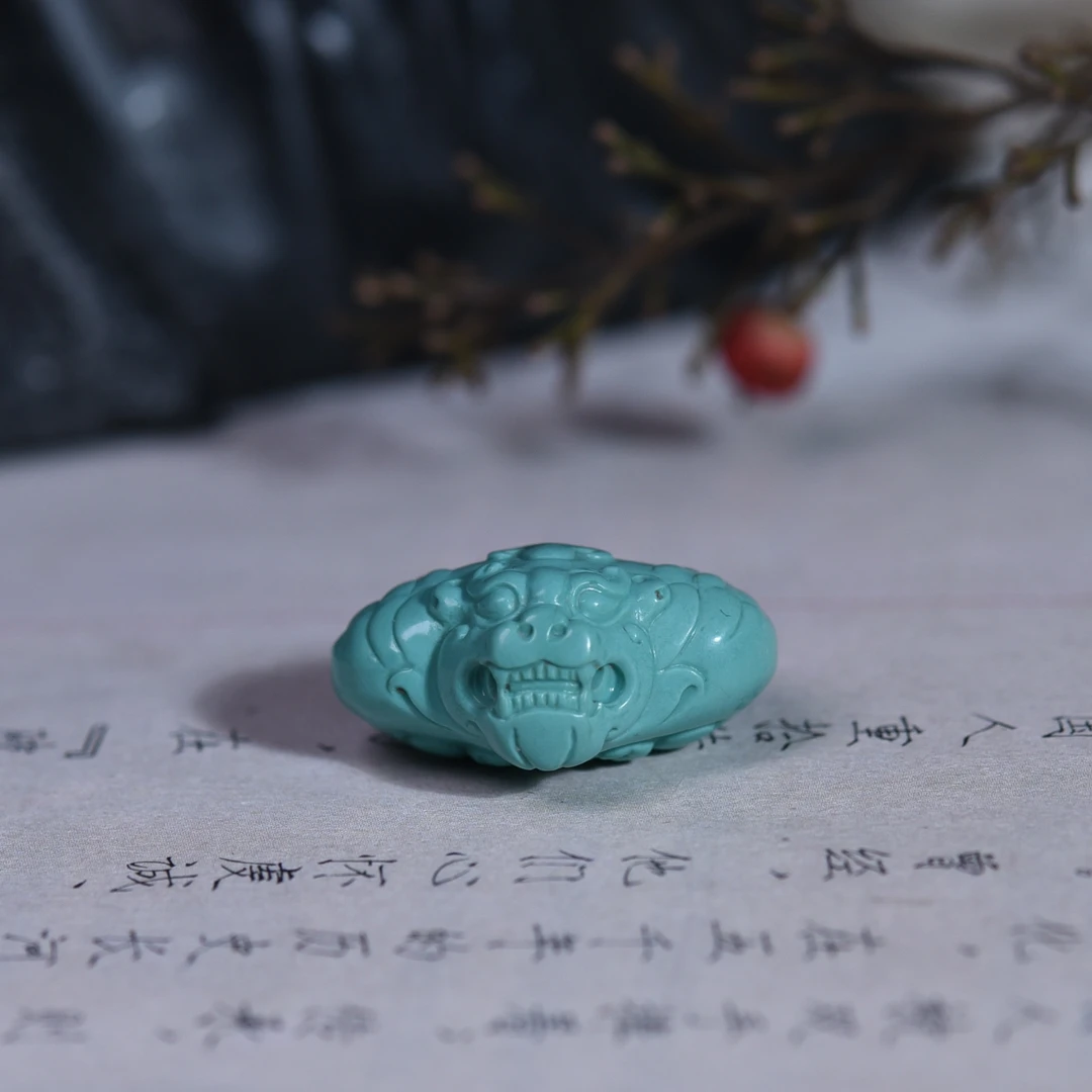 绿松石精工雕刻鲲鹏