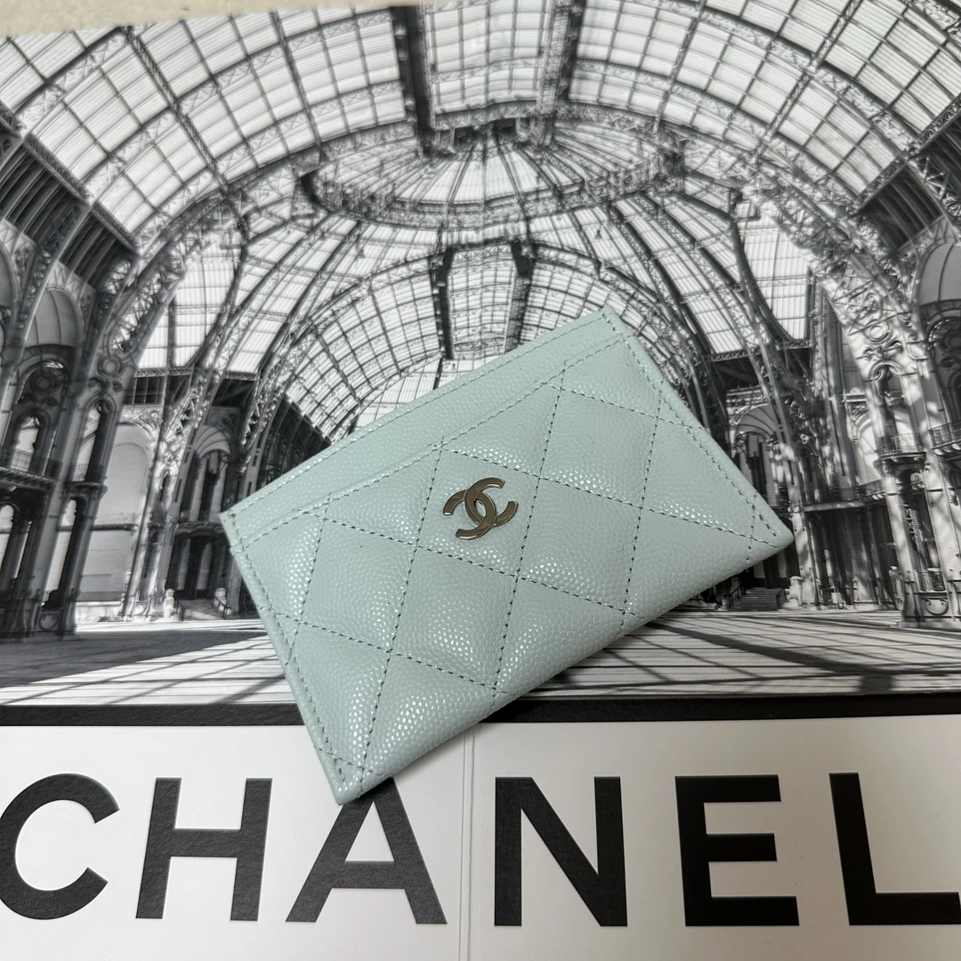 未使用 Chanel/香奈儿 经典簿款卡包卡夹蒂芙尼蓝 银扣牛皮 31开