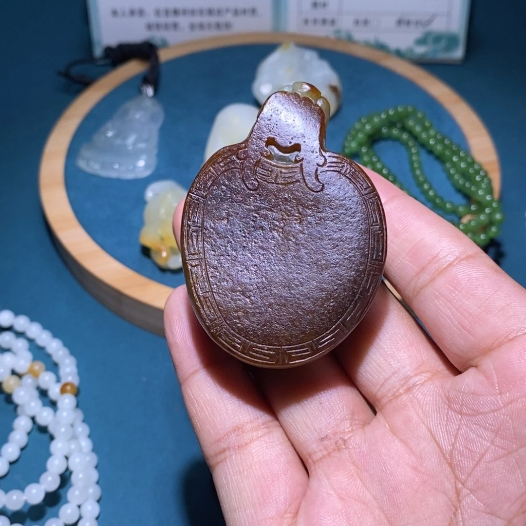皓***玉和田玉未镶嵌颈饰