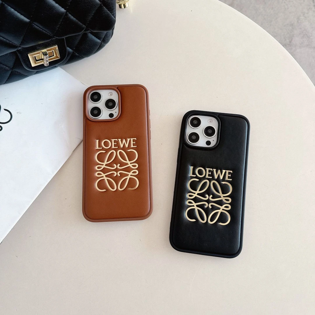 潮牌气质适用苹果16promax手机壳iPhone15pro奢华压印皮纹14/13软